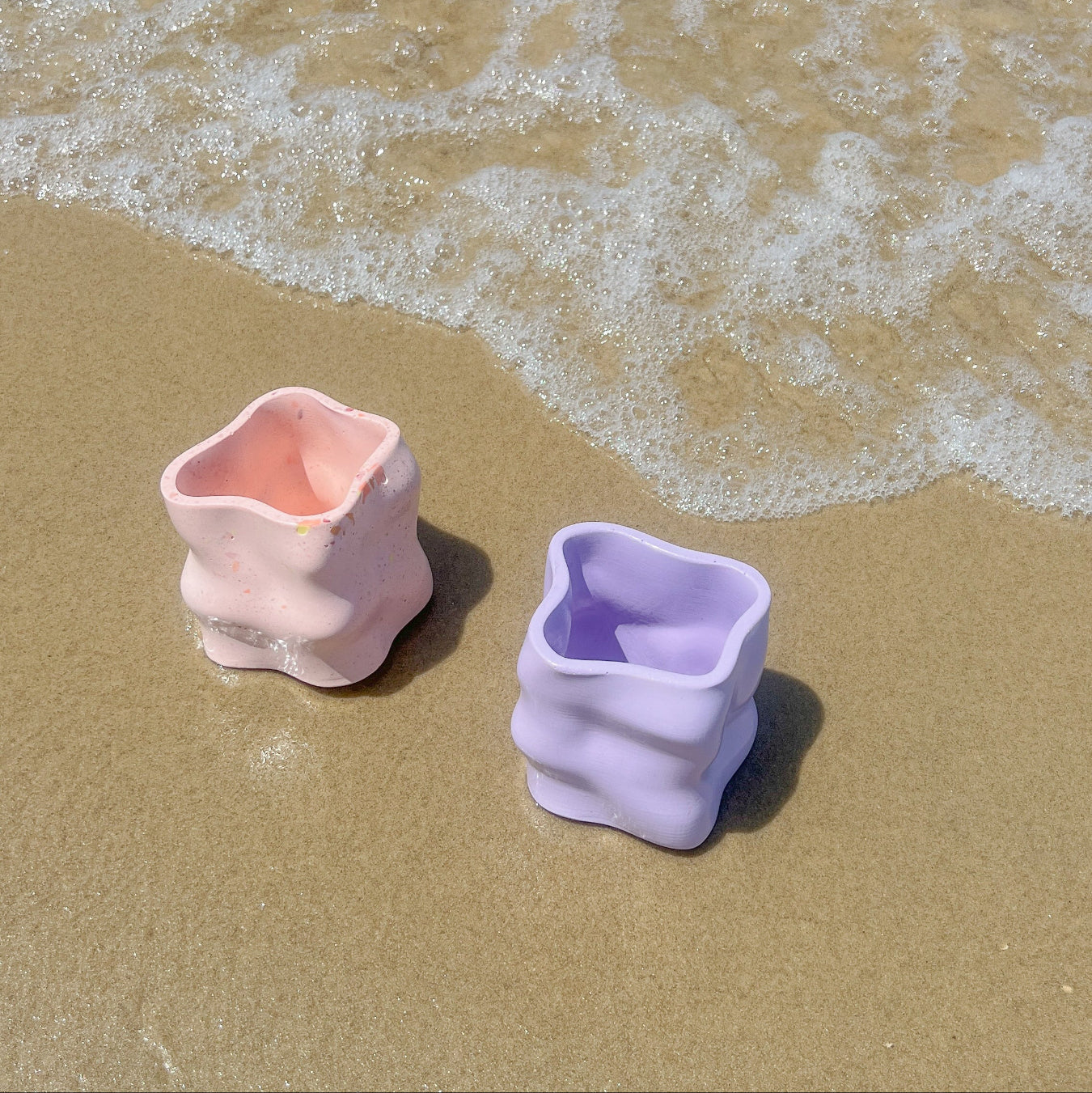 Pot Pitchoun MAUVE de la marque Meemo studio 10x12cm. Réalisé en jesmonite, une résine écoresponsable